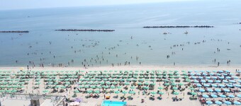 Cortina 2-24 Comfortable two-room apartment facing the sea