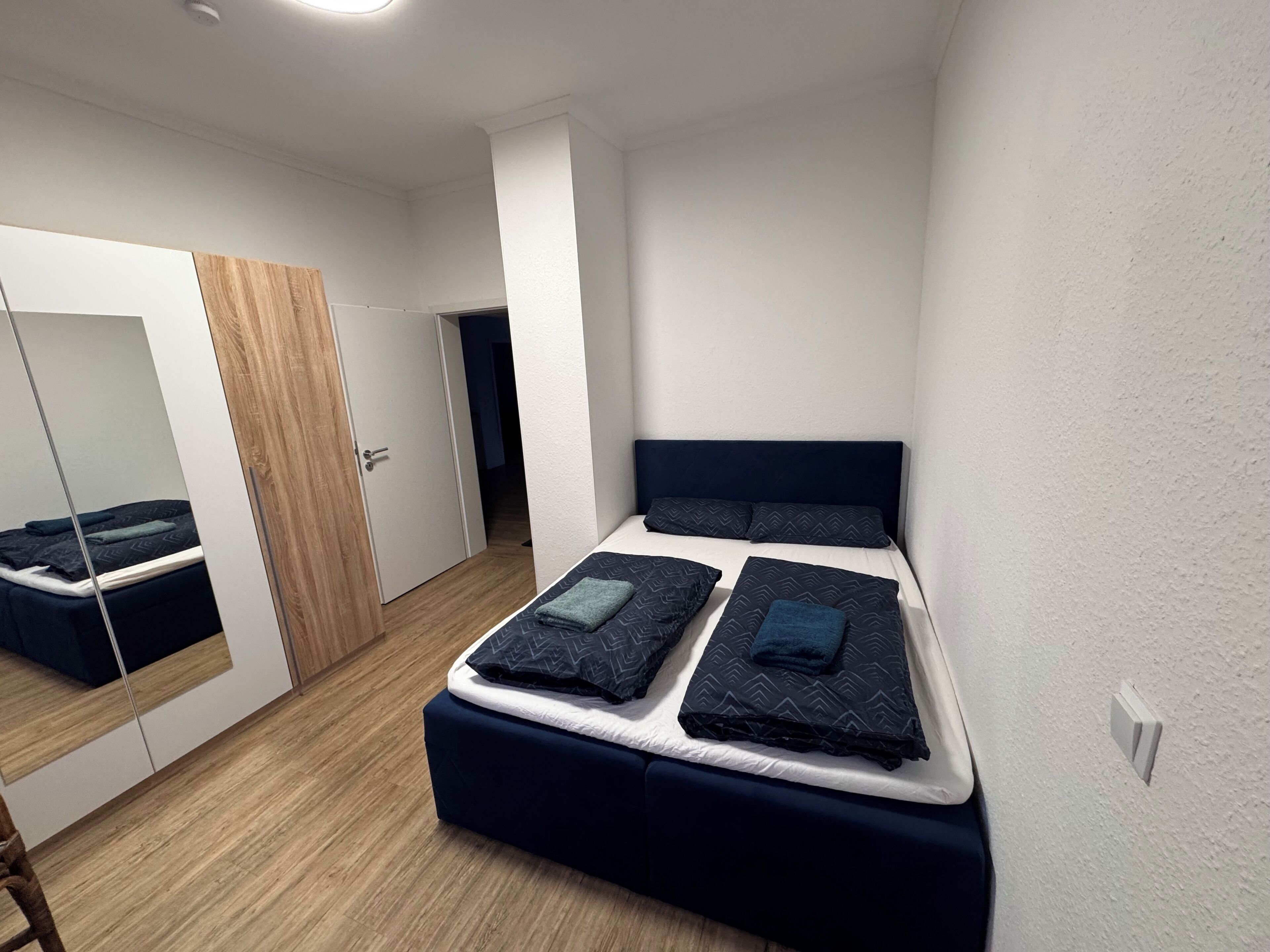 4 Schlafzimmer, Bügeleisen/Bügelbrett, Reisekinderbett, WLAN