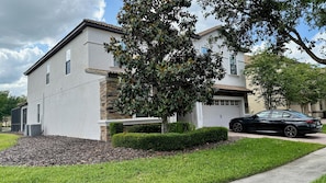 Exterior - Spacious 7-bedroom house in Champions Gate (Four Corners)