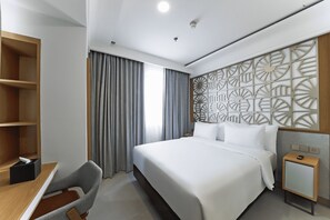 Premier Room | Minibar, iron/ironing board, free WiFi, bed sheets - Truntum Cihampelas (Bandung)