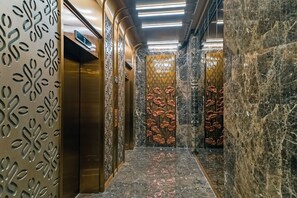 Interior detail - Truntum Cihampelas (Bandung)