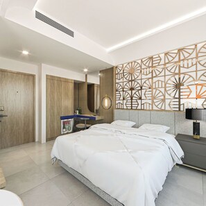 Suite, no fumadores | Minibar, tabla de planchar con plancha, wifi gratis y ropa de cama