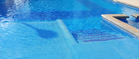 Utomhuspool