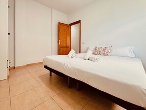 1 bedroom, iron/ironing board, bed sheets