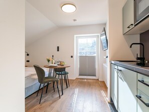 Internet - Cosy holiday home in a prime location (Dienten)