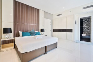 1 chambre, fer et planche à repasser, Wi-Fi gratuit, draps fournis