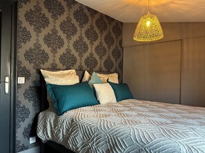 2 bedrooms, free WiFi, bed sheets