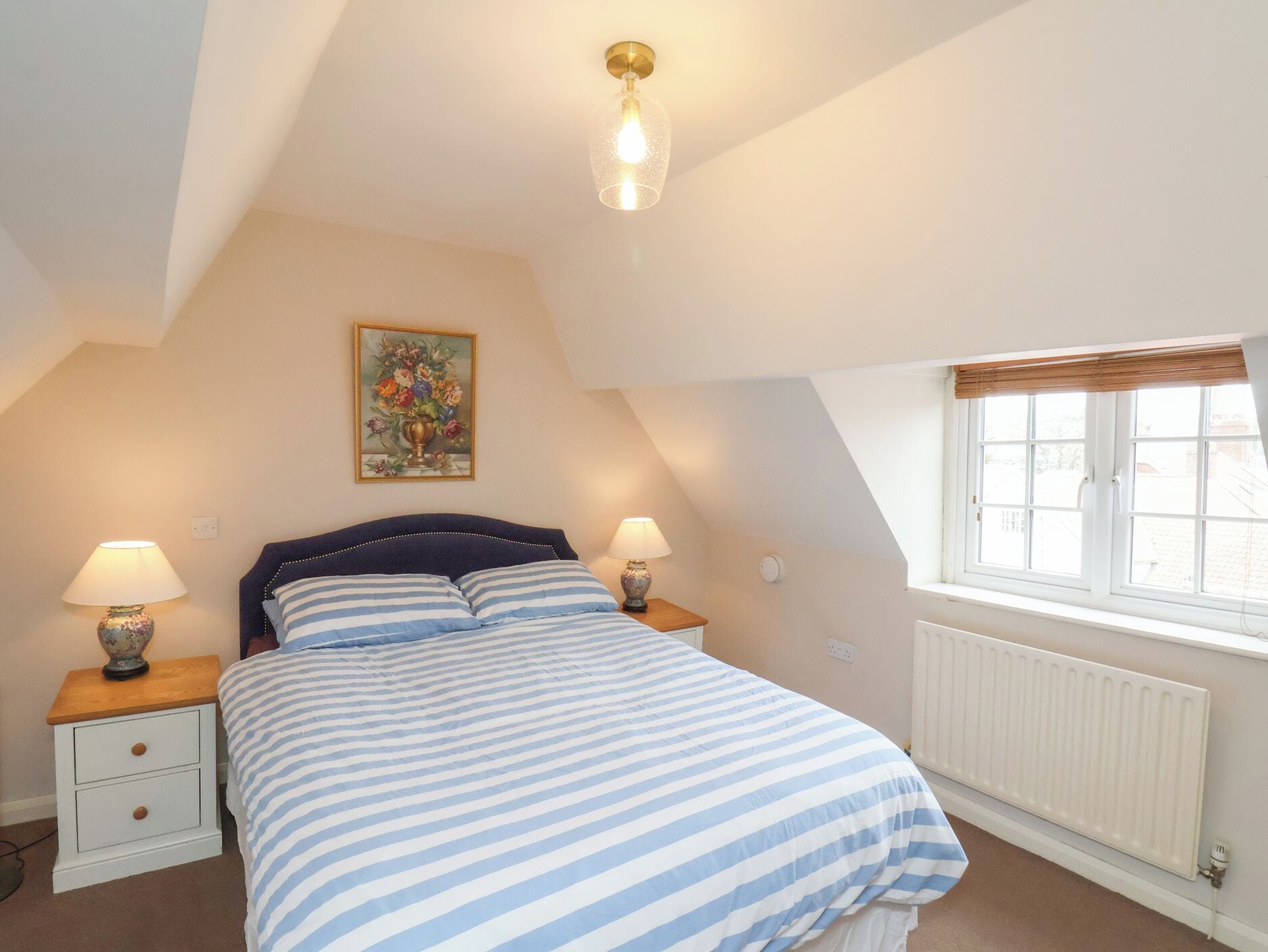 2 bedrooms, individually decorated, individually furnished, free WiFi