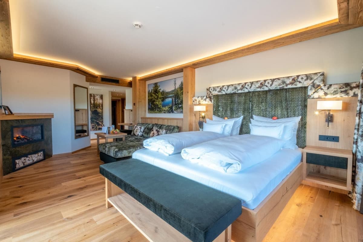 Suite | 1 slaapkamer, een minibar, een strijkplank/strijkijzer, gratis wifi
