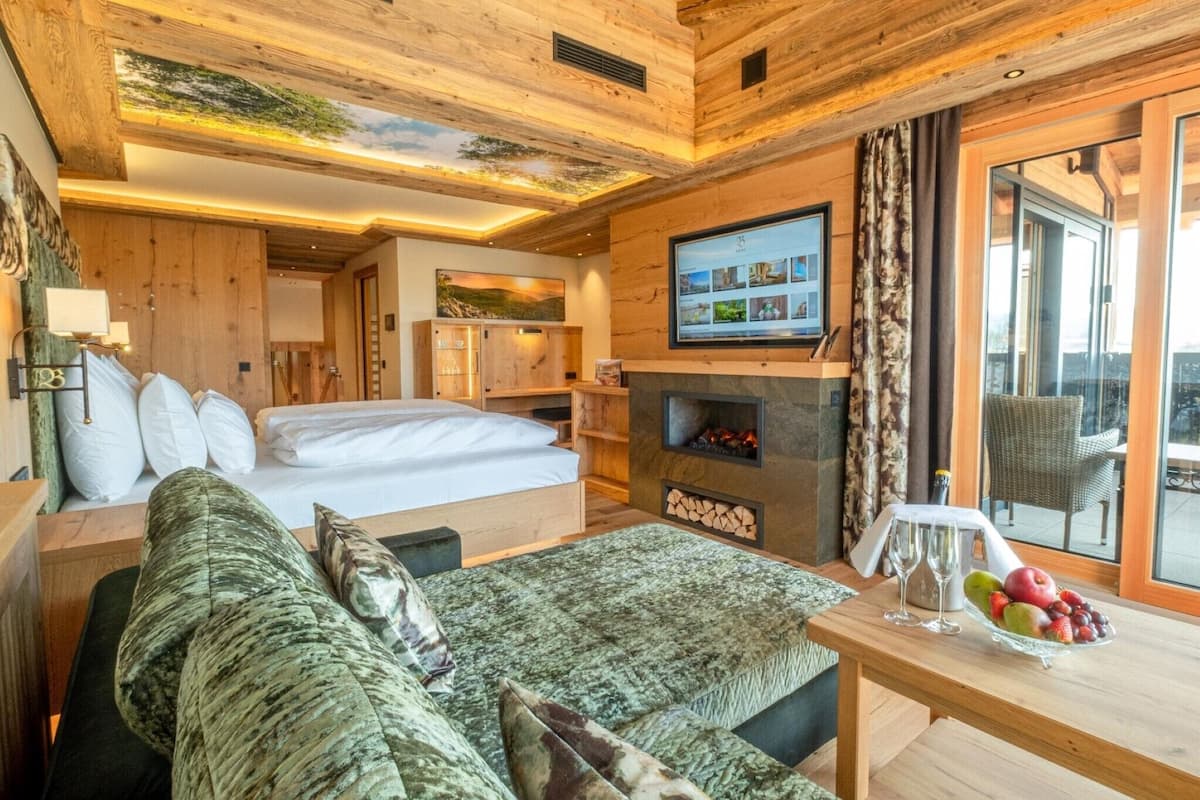 Suite | 1 slaapkamer, een minibar, een strijkplank/strijkijzer, gratis wifi