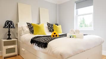 6 bedrooms