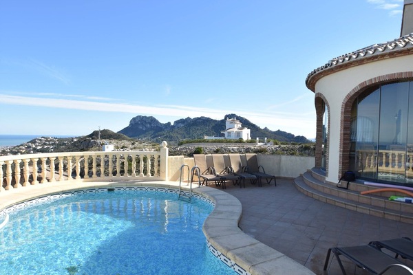 Schwimmbad des Ferienhauses