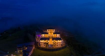 The Hosteller Chakrata