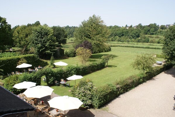 Buiten dineren