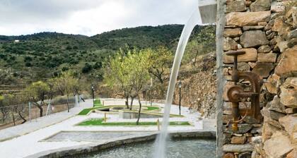 Holiday Home in Laroya with Mountain Views