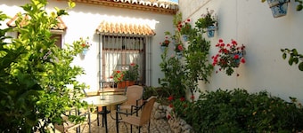 Antequera Cottage with Pool Views