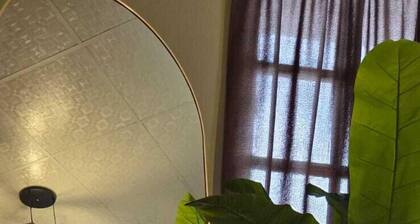 Traditional Caribbean home with pool in Port of Spain