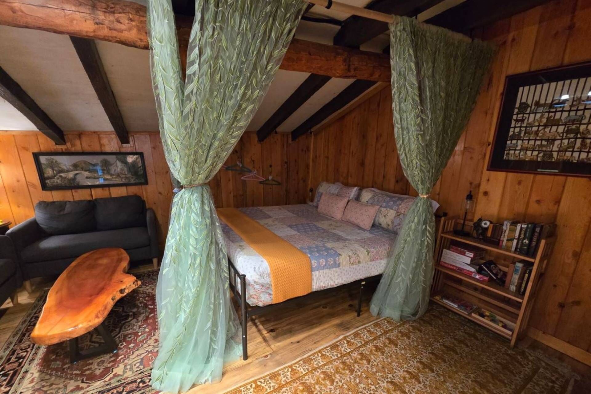 1 quarto, Wi-Fi de cortesia, roupa de cama