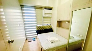 2 bedrooms, iron/ironing board, WiFi, bed sheets - 2br Unit at Asmara near St Lukes Medical Center (Quezon City)