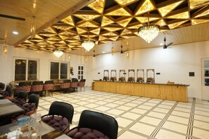 Restaurant - Gurugram Resort Mussoorie (Mussoorie)