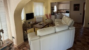 Unclassified image, 3 of 36, button - Benissa Villa with Pool (Benissa)