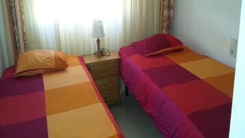 3 chambres, fer et planche à repasser, Wi-Fi