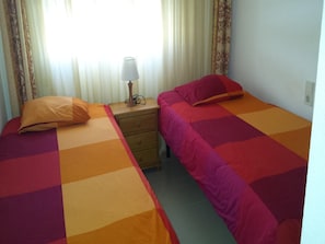 3 chambres, fer et planche à repasser, Wi-Fi