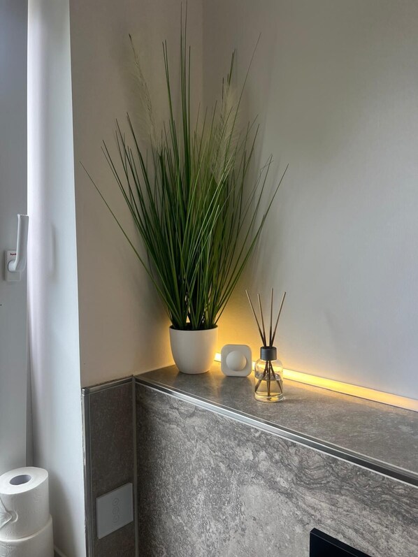 Interior - Comfortable, modern accommodation with excellent connections to Leipzig. (Borsdorf)