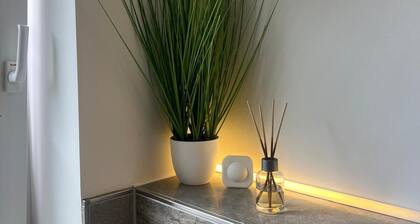 Comfortable, modern accommodation with excellent connections to Leipzig.