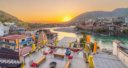 The Hosteller Rishikesh, Ganges