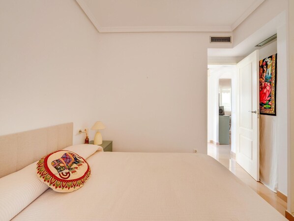 2 bedrooms