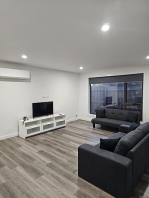 Smart-tv och böcker