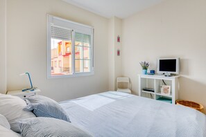 2 bedrooms