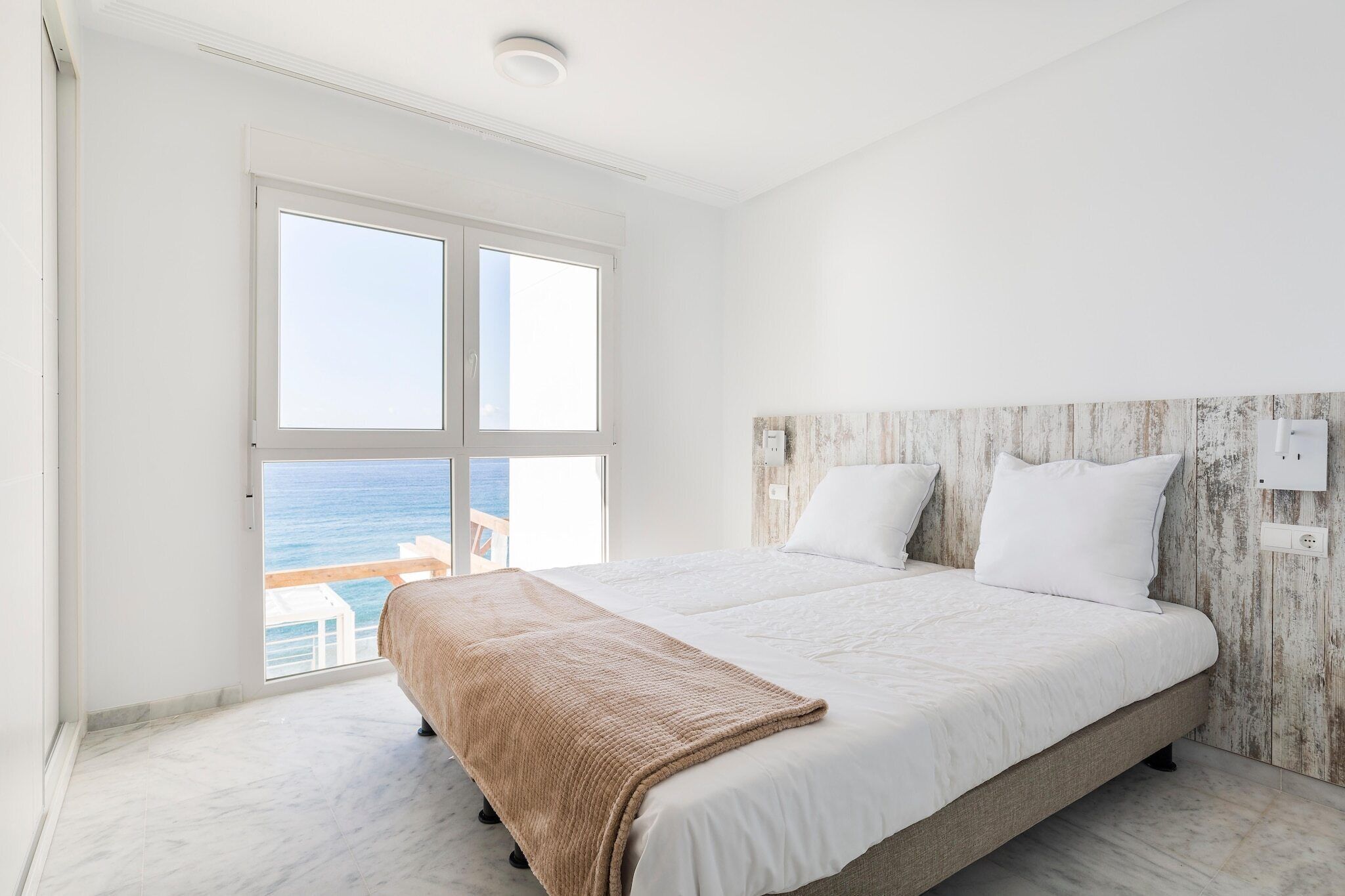 2 habitaciones, wifi gratis y ropa de cama 