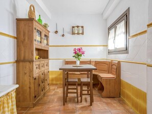 Dining - Villa in Carcabuey near Sierras Subbeticas Park (Carcabuey)