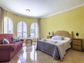 6 bedrooms, WiFi - Belvilla by OYO Villa Clara (Calpe)