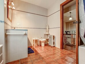 Shower, bidet
