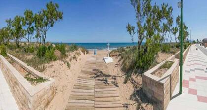 Apartment near Sea Beach Walk to Center