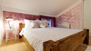 4 Schlafzimmer, Bügeleisen/Bügelbrett, kostenloses WLAN, Bettwäsche