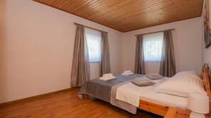 3 Schlafzimmer, Bügeleisen/Bügelbrett, kostenloses WLAN, Bettwäsche