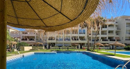 Apartment in Roquetas near Playa Serena Beach