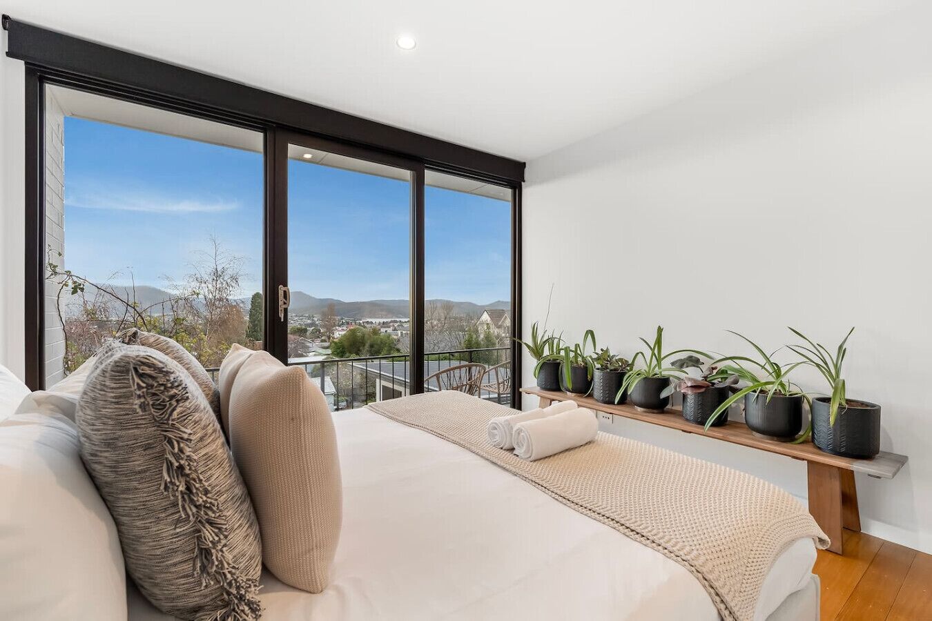 3 soveværelser, skrivebord, strygejern/strygebræt, Wi-Fi