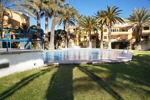 Pool - Holiday Home in Dénia near Beaches (Denia)