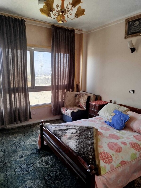 2 bedrooms - Quite pyramids flat near new museum remaia & hadayk Al ahram (Giza Governorate)