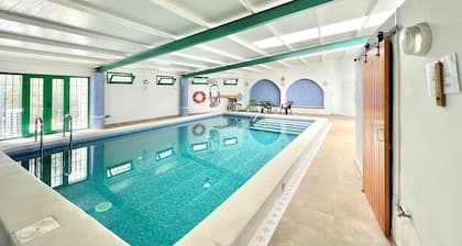 Cave House in Cúllar near Tabernas Desert