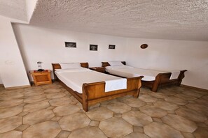 2 Schlafzimmer, Bügeleisen/Bügelbrett, Internetzugang