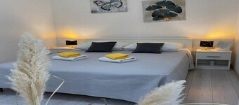 Cozy countryside apartment in Bristane