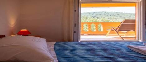 1 chambre, fer et planche à repasser, Wi-Fi gratuit