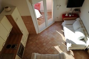 1 bedroom, iron/ironing board, free WiFi - Charming apartment by the Adriatic Sea (Žaborić)