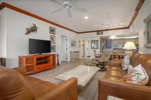 Living area - Waikoloa Fairways A207 Golf Ocean View 2B/2B (Waikoloa Village)